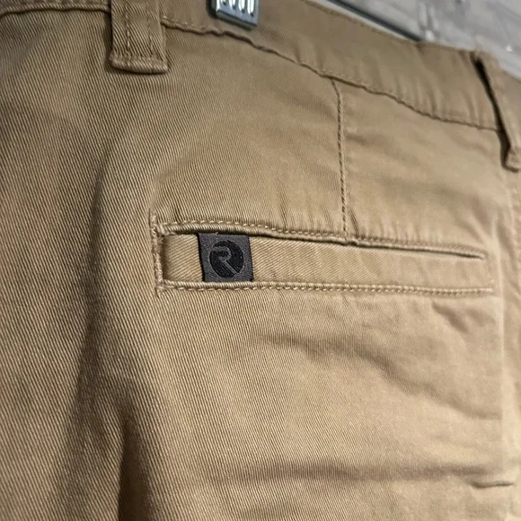 Men’s Ripzone Khakis - Picture 4 of 4